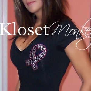 NWT BLACK LOW CUT V-NECK PINK RIBBON TEE TOP S